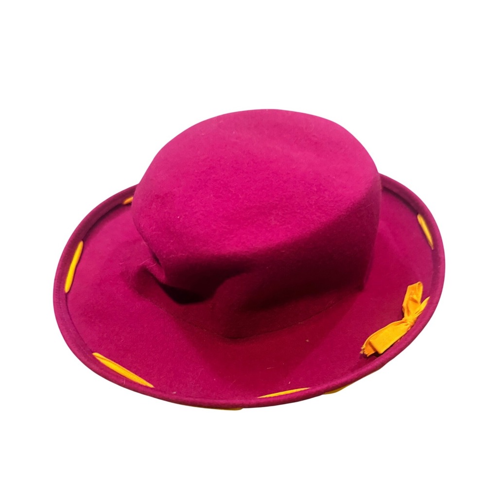 Toucan New York Los Angeles Magenta Wool Felt Hat Yellow Ribbon Trim Boater Hat